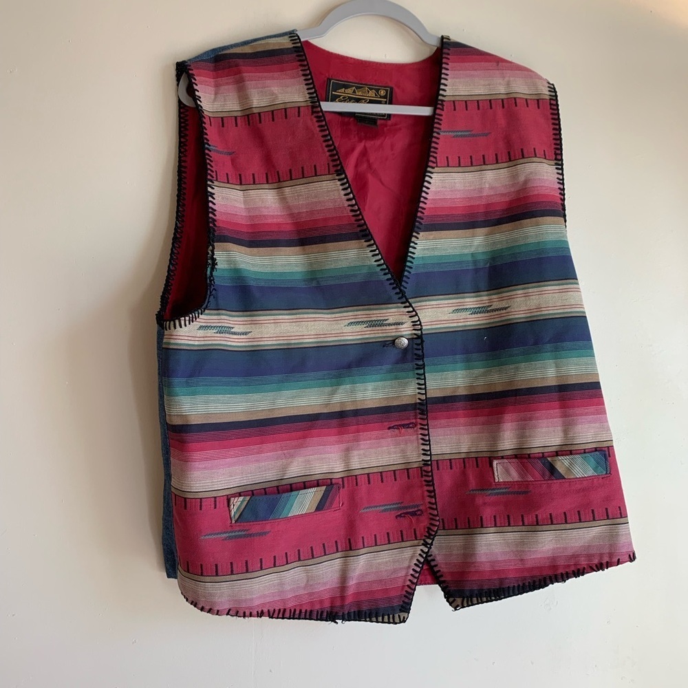 Eddie Bauer Red Blue Western Vest Jacket Women Size Large Cowgirl Clothing